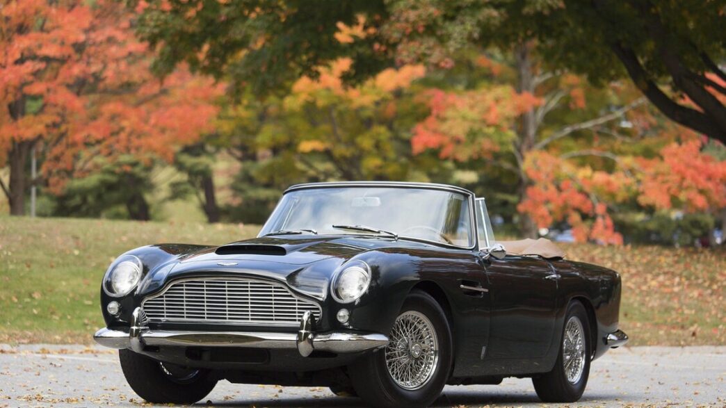 Aston Martin3A Annuncio Di Ridu