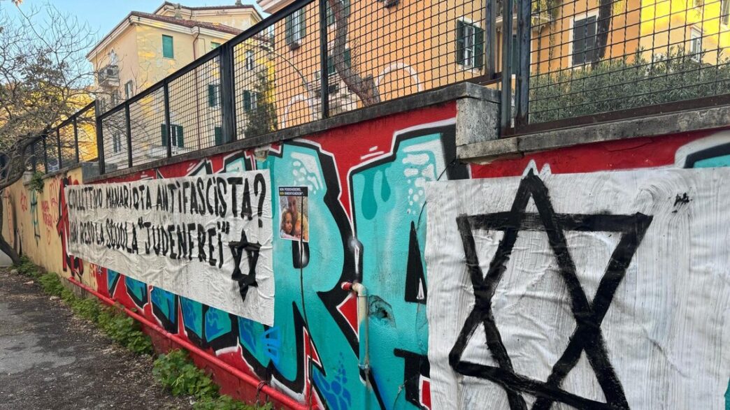 Attacco Neofascista Al Liceo M
