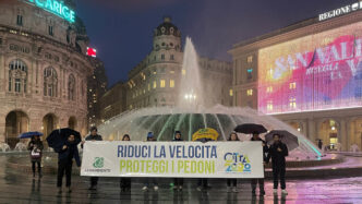 Attivisti In Piazza De Ferrari