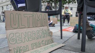 Attivisti Per Il Clima Interro