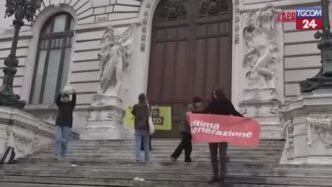 Blitz ambientalista a Roma3A at