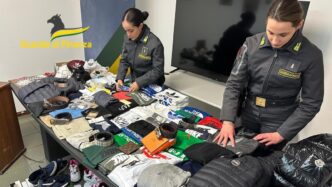 Blitz Della Guardia Di Finanza 4