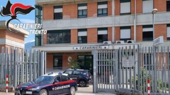 Bloccato Un Vasto Mercato Dell