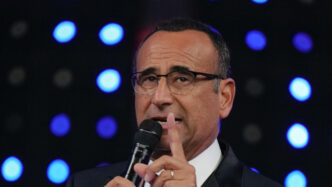 Carlo Conti Anticipa Un Duetto