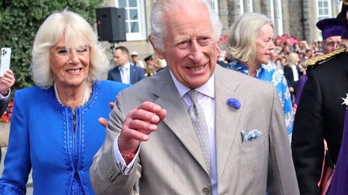 Carlo E Camilla Verso Il Vatic