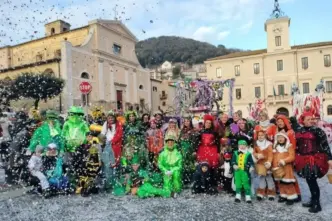Carnevale Ad Allumiere3A Sfilat