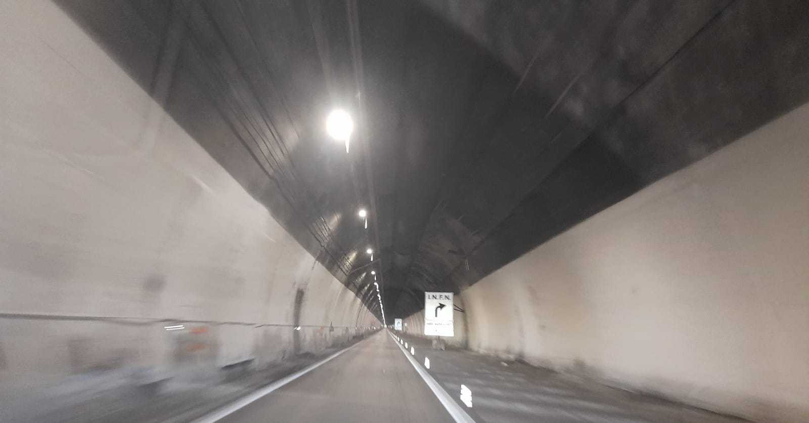 Chiusura Dell27A243A Lavori Di M