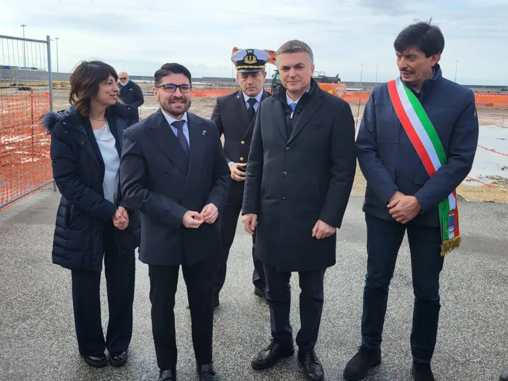 Civitavecchia Avvia Il Cantier