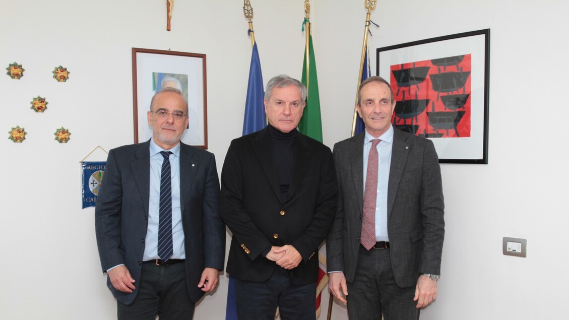 Collaborazione Tra Porti E Uni