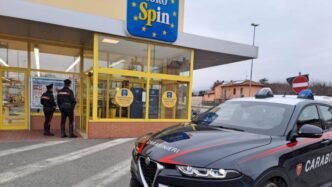 Colpo Di Scena Al Supermercato