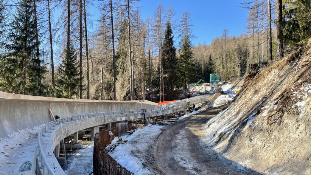 Cortina3A Mistero Sulla Pista D