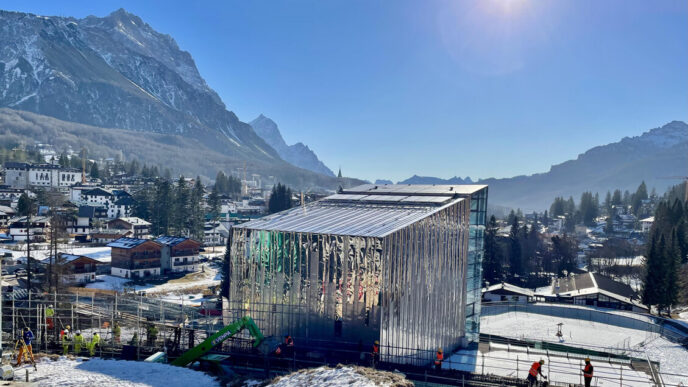Cortina D27Ampezzo Si Prepara P