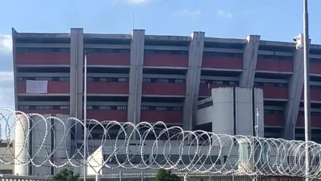 Cresce L27Allerta Nei Carceri T