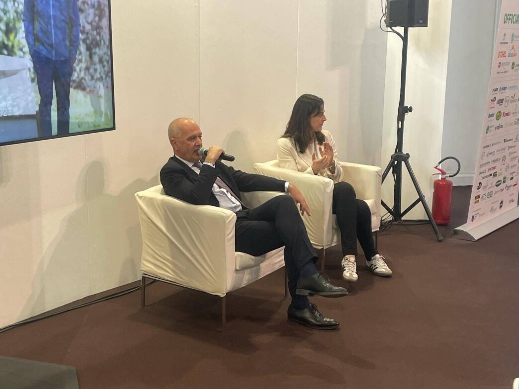 Cristiano Cerchiai Esalta Il R