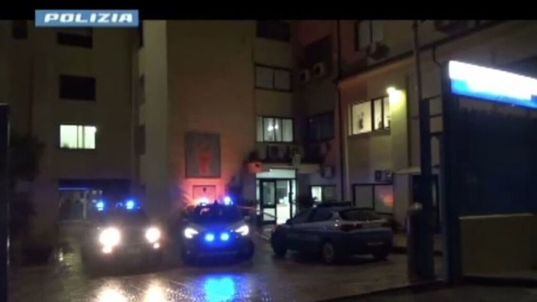 Crotone3A Arresti Per Sequestro
