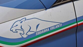 Donna Non Paga Taxi E Inventa