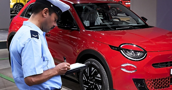 Due Fiat 600 Senza Assicurazio