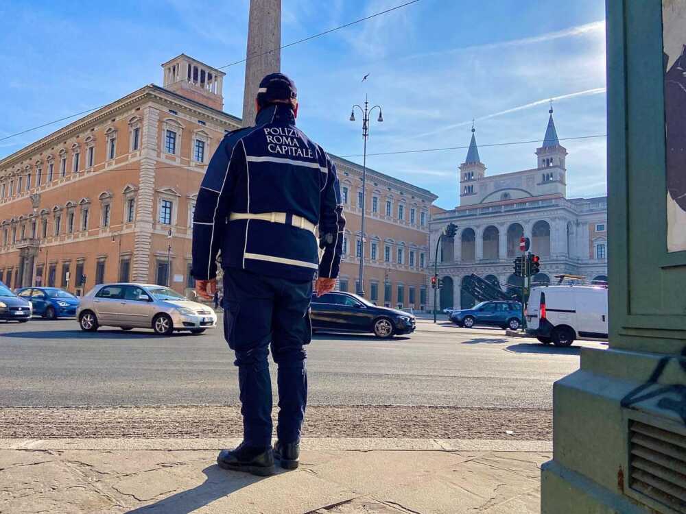 Due Fermati E Un Arrestato A R