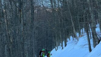 Escursionisti In Difficoltc3A0 Su