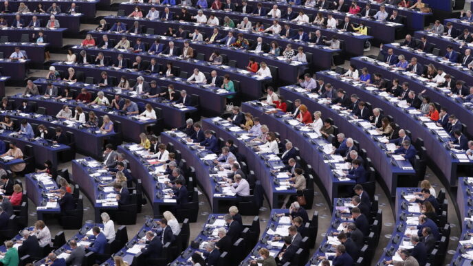 Eurodeputati Criticano La Bce3A