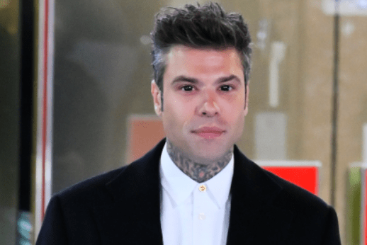 Fedez E Il Mistero Delle Lenti