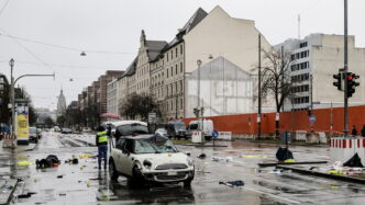 Follia A Roma3A Un27Auto Contro