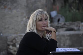 Giardini Naxos3A Si Accende Il