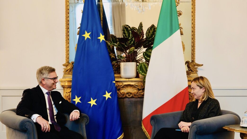 Giorgia Meloni Incontra Il Com