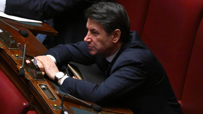 Giuseppe Conte Chiede La Prese