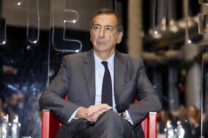 Giuseppe Sala Lancia Una Rubri