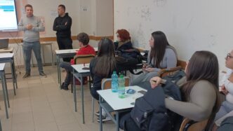 Gli Alimenti Del Futuro3A L27Inc