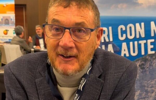Grecia365 E Il Tove 20253A Nuov
