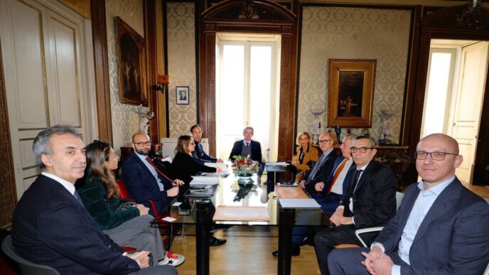 Il Metropolitan Di Napoli Rima