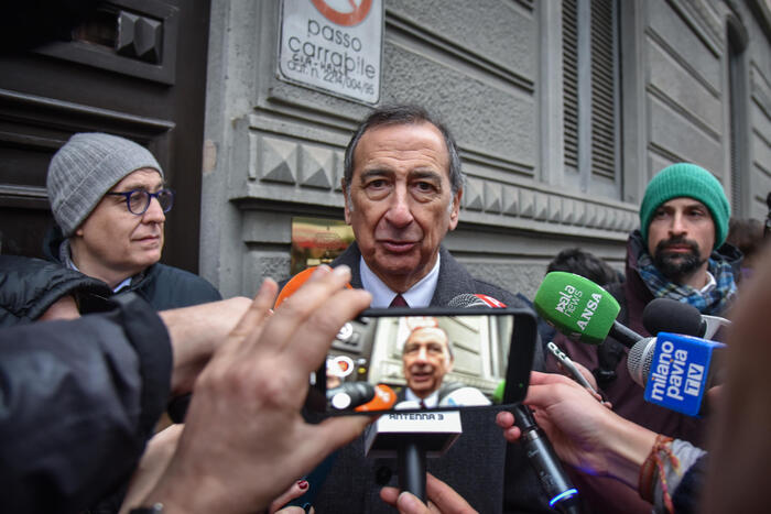 Il Pd Si Schiera Compatto Per