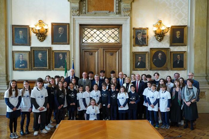 Il Ministro Valditara Promuove