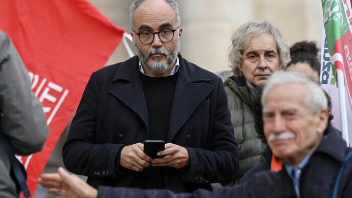 Il Ritorno In Aula Del Docente