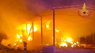 Incendi Di Natura Sospetta3A Un