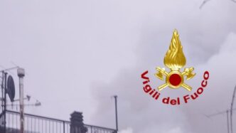 Incendio A Neirone3A Il Tetto D