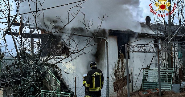 Incendio Devasta Abitazione A