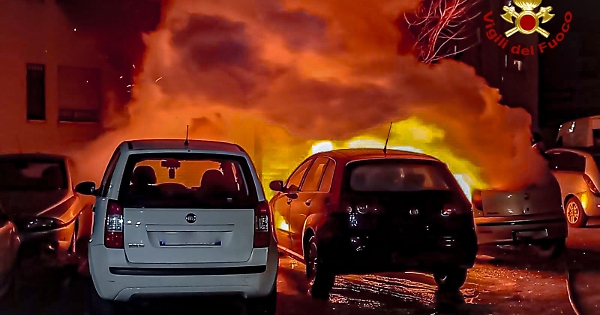 Incendio Devastante A Corso Ta