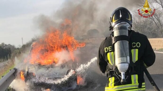 Incendio Sulla Pontina3A Auto I