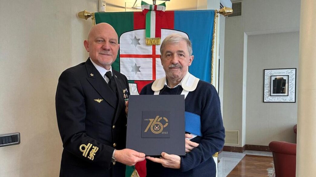 Incontro A Genova3A Bucci E Pel