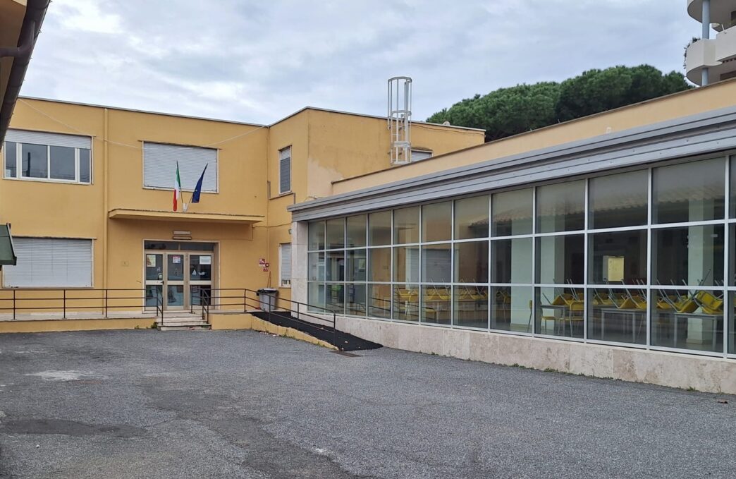 Infiltrazioni Nelle Scuole Di