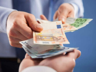 Italia E Il Potere De28099Acquisto3A