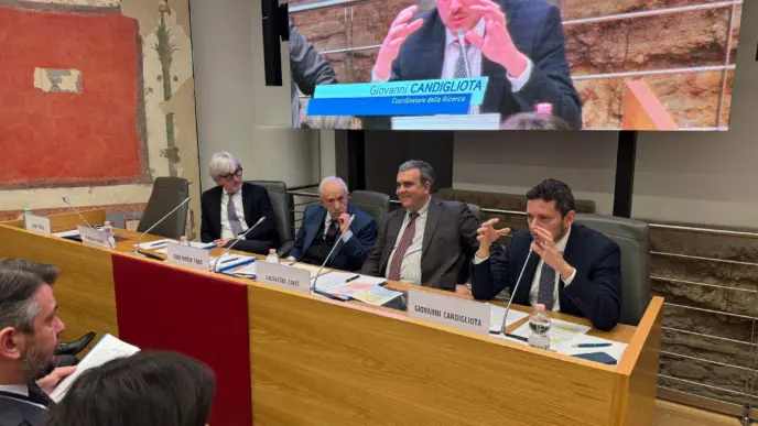 Italia In Difficoltc3A0 Con I Fon