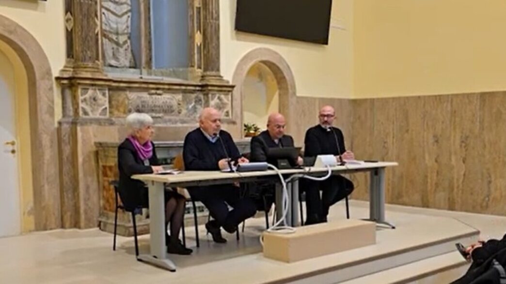 L27Arcivescovo Di Fermo Promuov