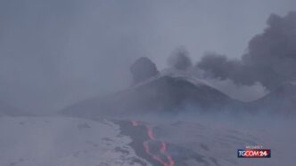 Le28099Etna3A Un Magnete Per I Turis