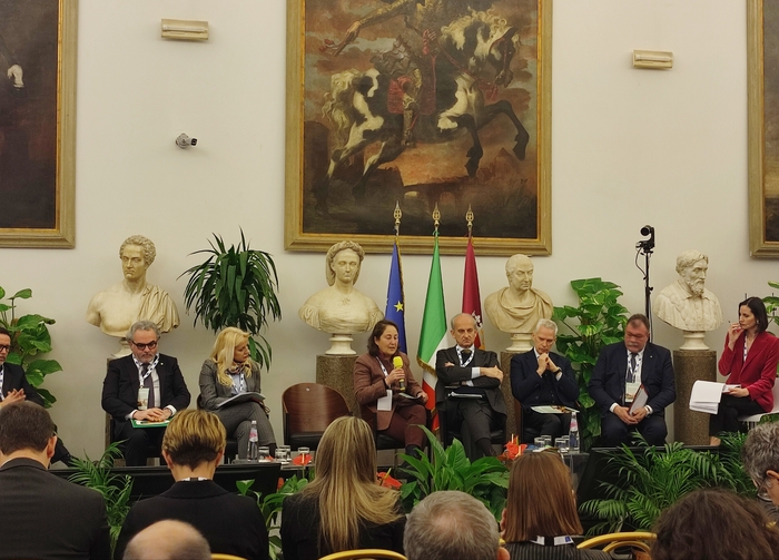 La Sfida Del Settore Vitivinic