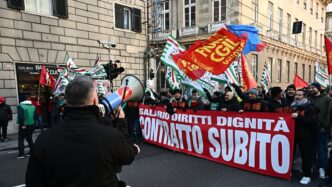 Lavoratori Metalmeccanici In P