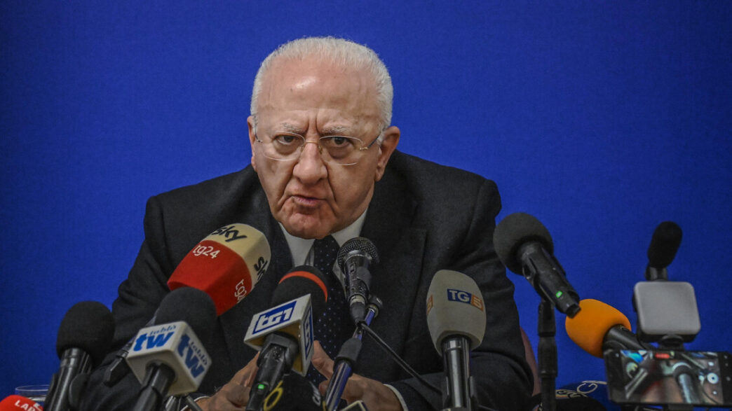 Legge Sul Fine Vita3A De Luca E